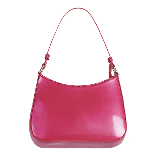 Handbag with lacquer look